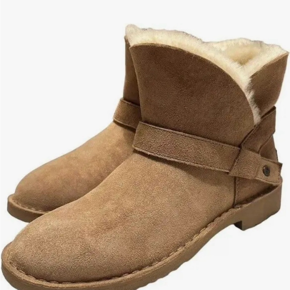 UGG Zariyah Water Repellent Tan Suede Ankle Boots.